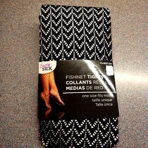 Fishnet tights